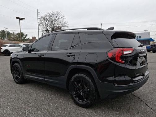 2023 GMC Terrain AT4