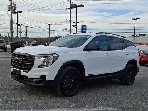 2023 GMC Terrain SLE