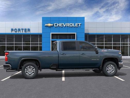 2025 Chevrolet Silverado 3500 LT