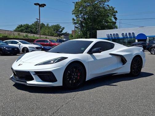 Arctic White 2024 Chevrolet Corvette Stingray w/2LT