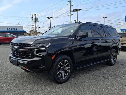 Black 2022 Chevrolet Suburban Z71