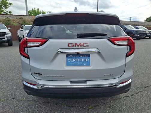 2022 GMC Terrain SLT