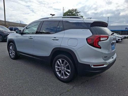 2022 GMC Terrain SLT