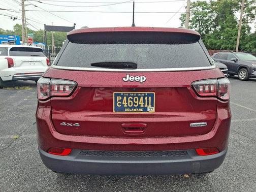 2022 Jeep Compass Latitude Lux