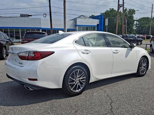 2016 Lexus ES 350 Base
