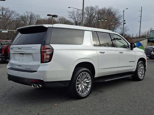 2023 Chevrolet Suburban Premier