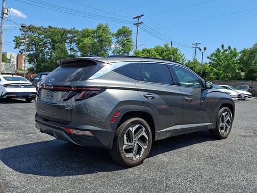 Amazon Gray 2023 Hyundai TUCSON Limited