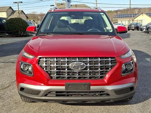 2023 Hyundai VENUE SEL