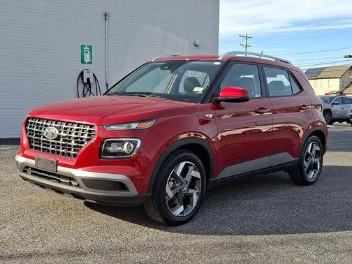 2023 Hyundai VENUE SEL
