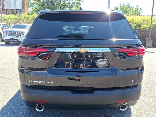 2022 Chevrolet Traverse LT Leather