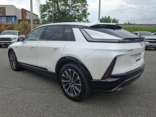 2025 Cadillac LYRIQ Sport