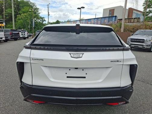 2025 Cadillac LYRIQ Sport