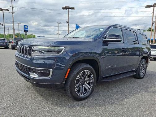 2025 Jeep Wagoneer Base