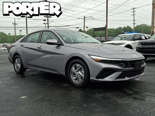 Metal 2026 Hyundai ELANTRA SE