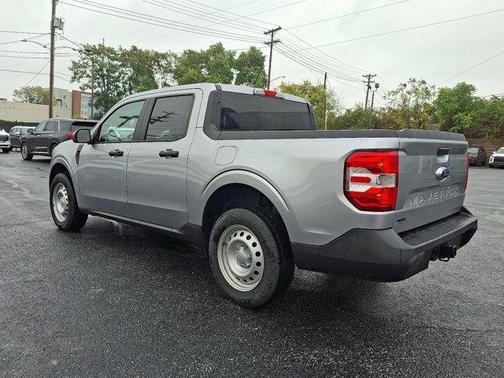 2022 Ford Maverick XL