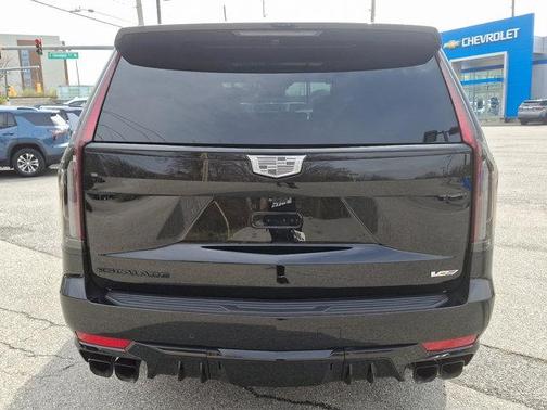 2023 Cadillac Escalade V-Series
