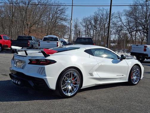 2025 Chevrolet Corvette Stingray w/2LT
