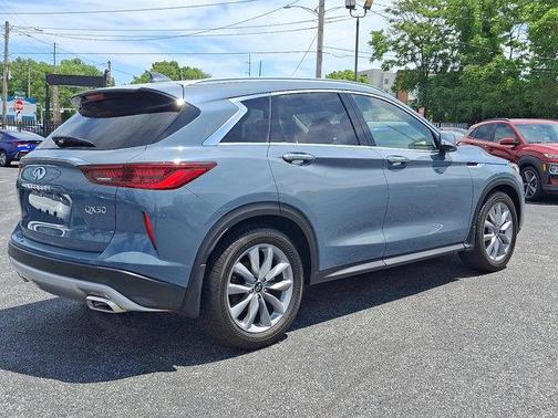 2022 INFINITI QX50 ESSENTIAL