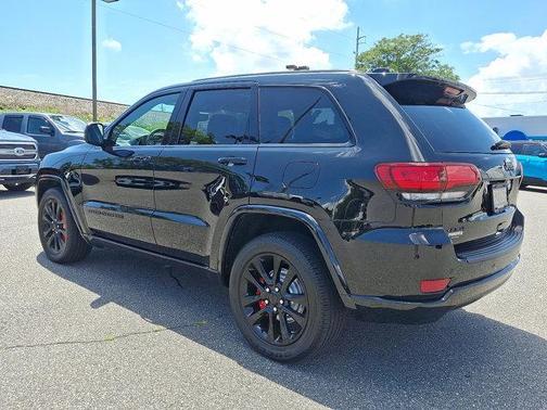2020 Jeep Grand Cherokee Altitude