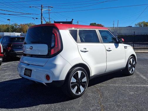 2017 Kia Soul +