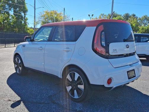 2017 Kia Soul +