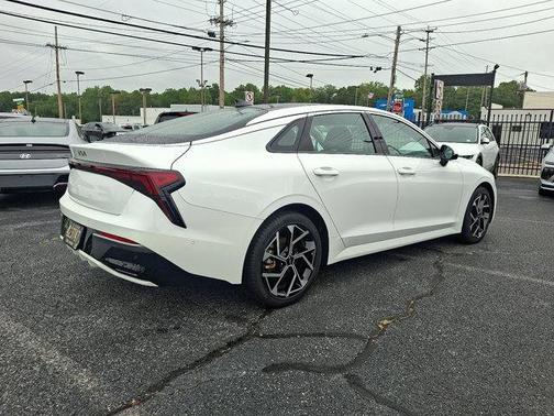 2025 Kia K5 EX