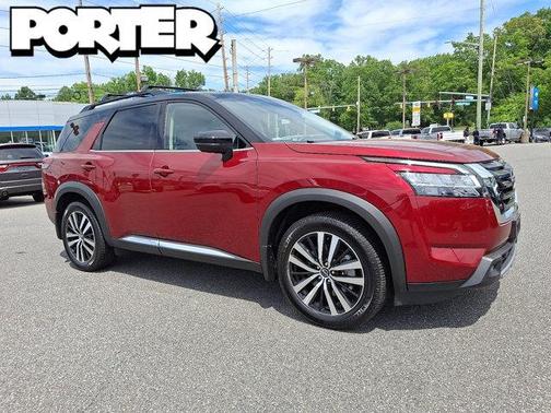 2023 Nissan Pathfinder Platinum