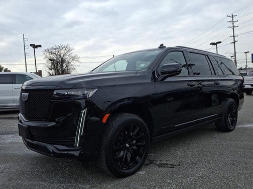 2023 Cadillac Escalade ESV Sport Platinum