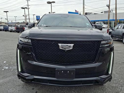 2023 Cadillac Escalade ESV Sport Platinum