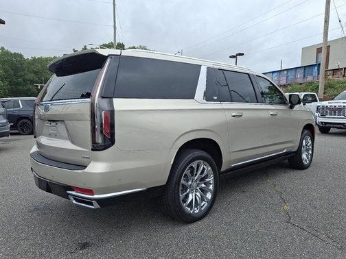 2023 Cadillac Escalade ESV Premium Luxury