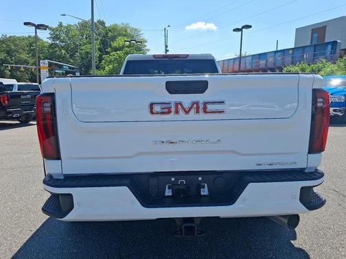 2025 GMC Sierra 3500 Denali