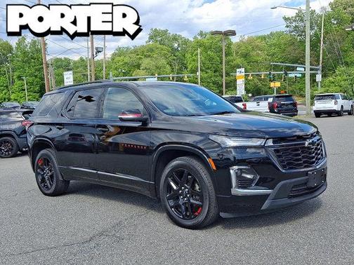 Mosaic Black Metallic 2023 Chevrolet Traverse Premier