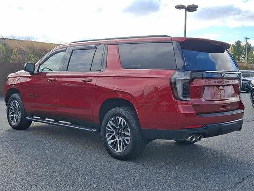 2025 Chevrolet Suburban Z71