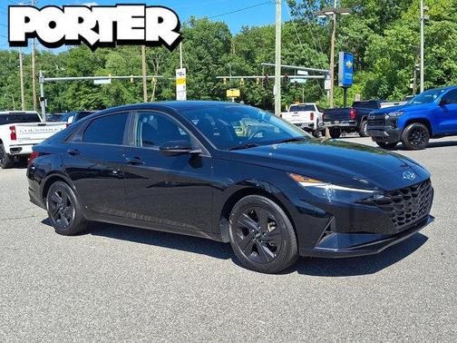 Onyx Black 2023 Hyundai ELANTRA SEL
