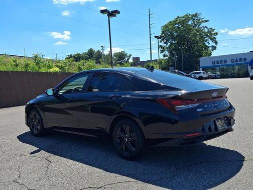 Onyx Black 2023 Hyundai ELANTRA SEL