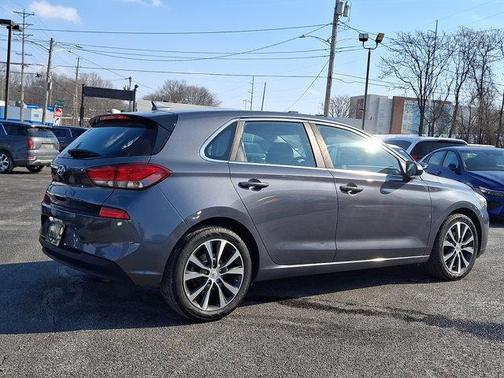 2018 Hyundai Elantra GT Base