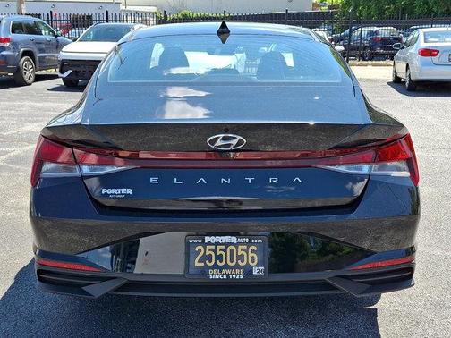 Onyx Black 2023 Hyundai ELANTRA SEL