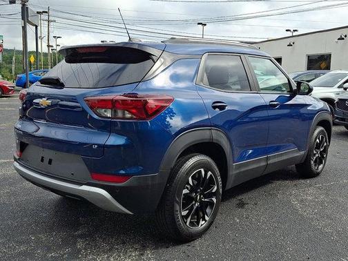 Pacific Blue Metallic 2021 Chevrolet Trailblazer LT