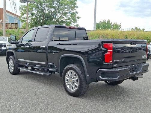2025 Chevrolet Silverado 2500 High Country