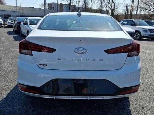 2019 Hyundai ELANTRA SEL