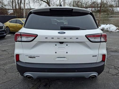 2020 Ford Escape Titanium Hybrid