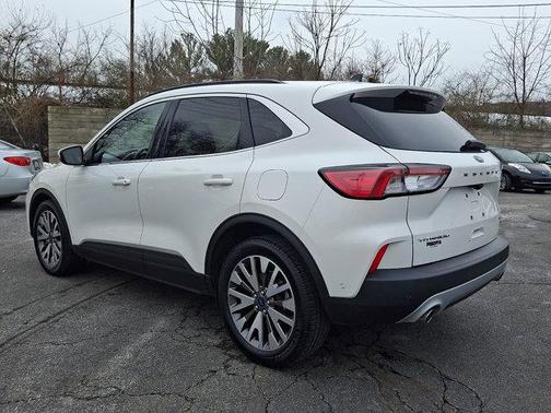 2020 Ford Escape Titanium Hybrid