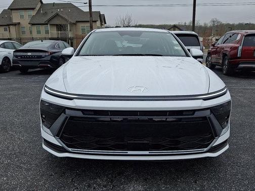 White 2025 Hyundai SONATA SE