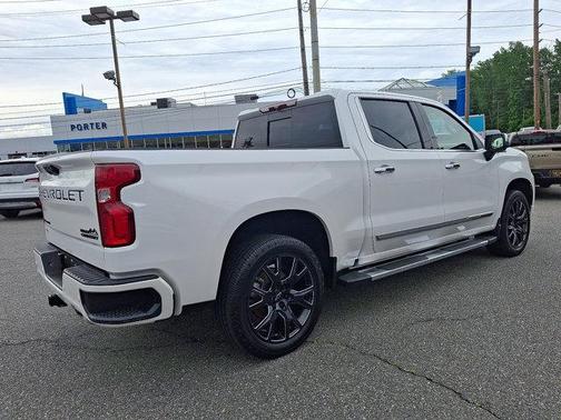 2022 Chevrolet Silverado 1500 High Country