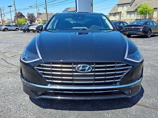 Nocturne Black 2022 Hyundai SONATA Hybrid SEL