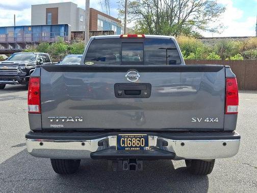 2014 Nissan Titan SV