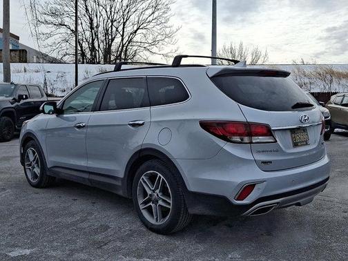 2018 Hyundai SANTA FE SE Ultimate