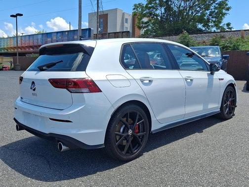 2024 Volkswagen Golf GTI 2.0T 380 SE