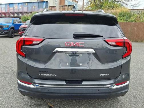 2021 GMC Terrain SLT
