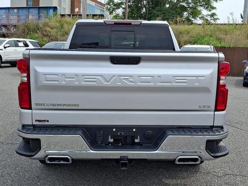 Silver Ice Metallic 2021 Chevrolet Silverado 1500 LTZ
